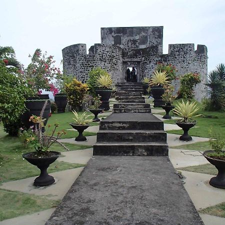 Dragon Palace Hotel By Amazing Ternate Exterior foto